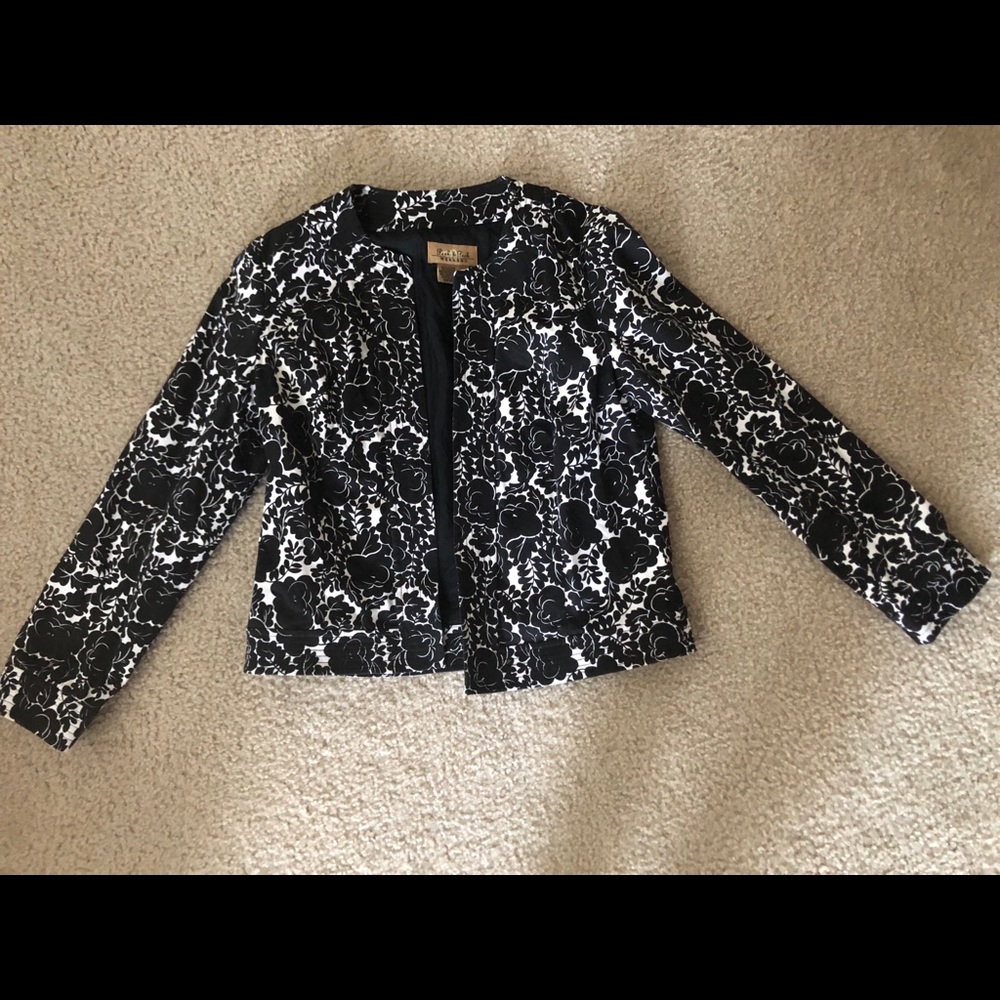 Women’s suit jacket
